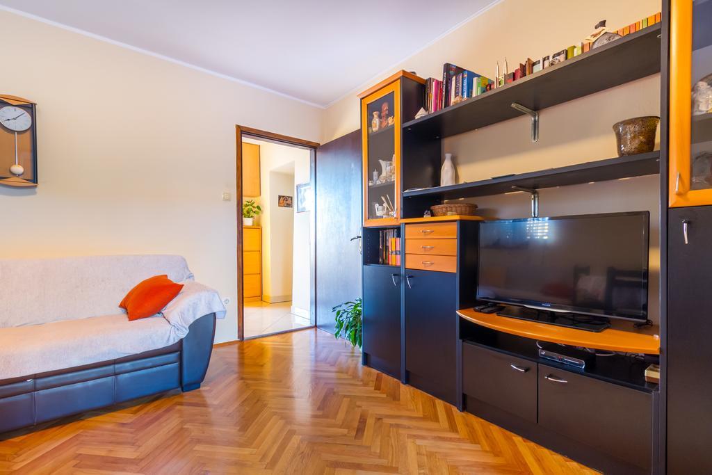 מאלינסקה Apartment Manzoni מראה חיצוני תמונה