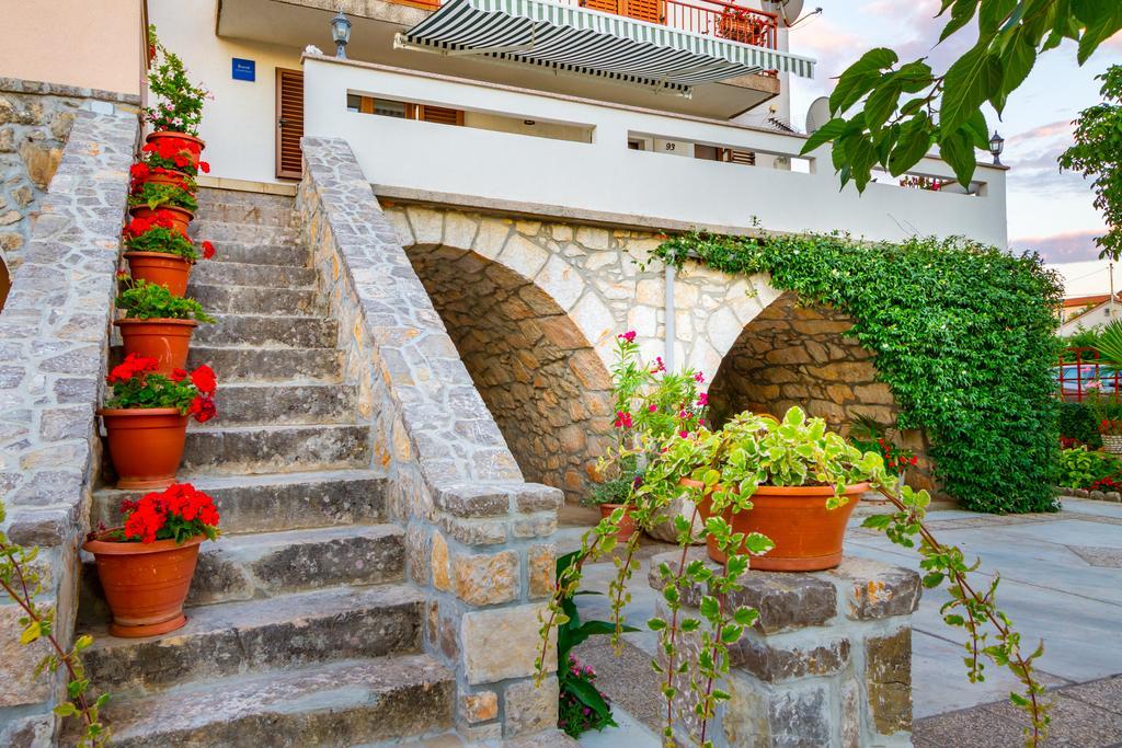 מאלינסקה Apartment Manzoni מראה חיצוני תמונה